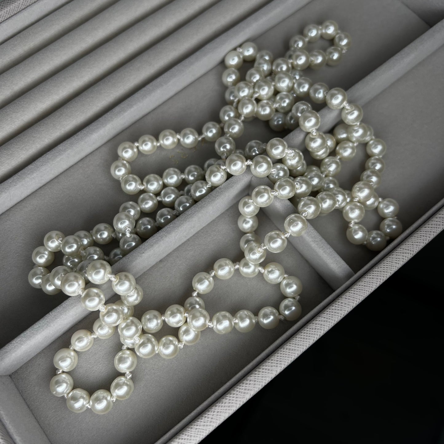 Náhrdelník Zrození krasy